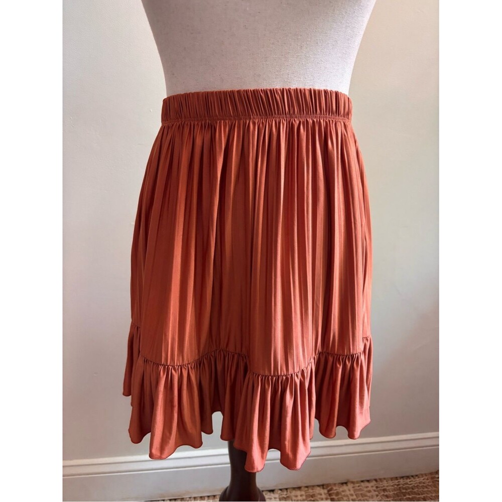 Zara Rust Pleated Flowy Mini Skirt Women’s Size Small Elastic Waist Ruffle Hem